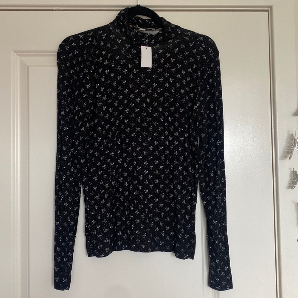 Loft turtleneck